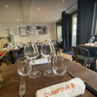 Le Comptoir Des Saisons food