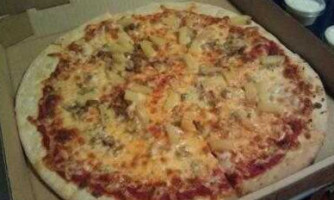 Stonehouse Pizza food