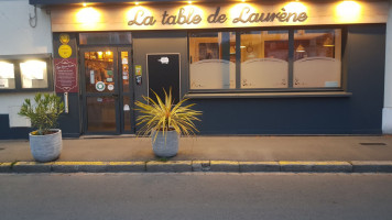 La Table De Laurene outside