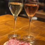 LR&JD Champagnes food