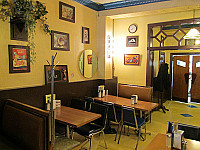 Knowles Restaurant inside