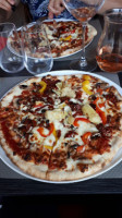 Pizzeria Evora food