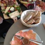 Les Gens Heureux Nourriture