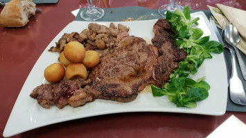 Le Val D'or food