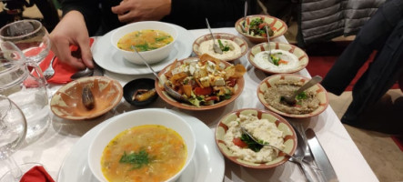 Mezze De Beyrouth food