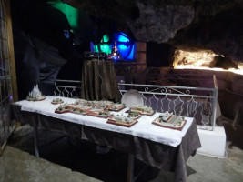 La Grotte Auberge Du Vieux Moulin food