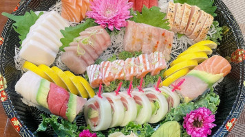 Izu Sushi Asian Fusion food