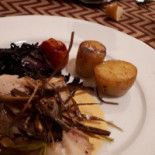 Le Clos St Victor food