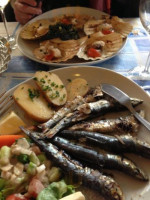 Le Petit Navire food