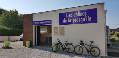 Les Délices De La Presqu'ile Crêpes À Emporter outside