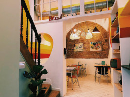 Zaza Café Galerie inside