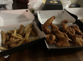 Buffalo Wild Wings food