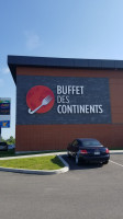 Buffet des Continents outside