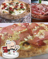 Planet Pizza Castelletto food
