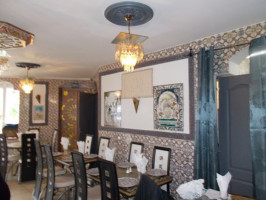 La Table Du Maroc inside