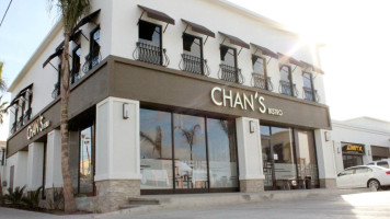Chans Bistro outside