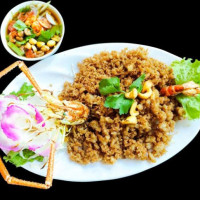 Somtum Khun Kan food