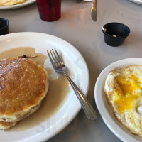 Omelette Waffle Cafe food