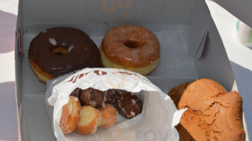 Tyler's Donuts food