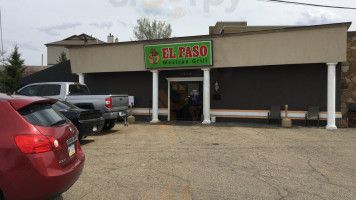 El Paso Mexican Grill outside