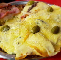 Bodegon de Pizzas Inmortales food