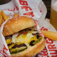 Red Robin Gourmet Burgers And Brews food