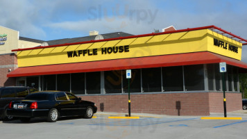 Waffle House outside