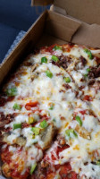 Royal Pizza Co. food