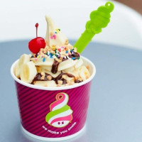 Menchie's Frozen Yogurt food