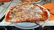 Pizzeria Le Delizie food