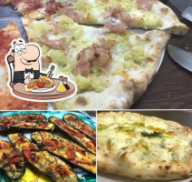 Pizzeria U'sfizio food