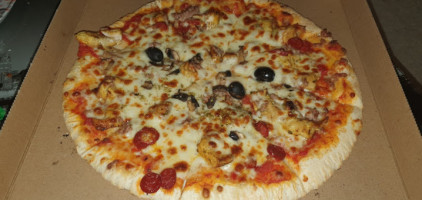 Pizza Belnova food