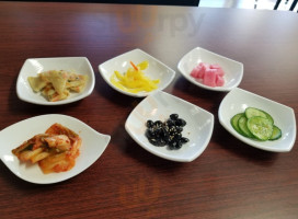 Yi's Korean food