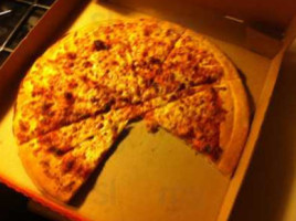 Little Caesars Pizza food