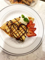 Haute Crepe food