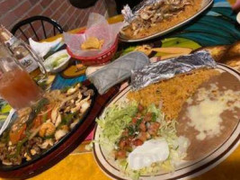 El Aguila Real Mexican food