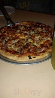 Al & Ledas Pizza Villa food