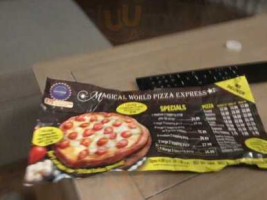 Magical World Pizza food