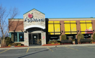 Applebee's Grill outside