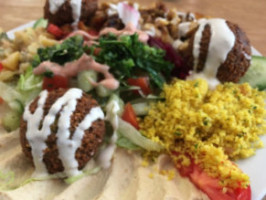 Khmissa falafel & more food