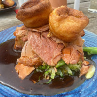 The Beaumont Arms food