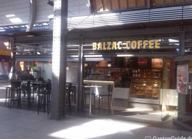 Balzac Coffee inside