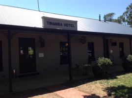 Tinamba Hotel outside