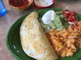 El Loro Mexican Hutchinson food