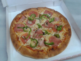 Varkiza Pizza House food