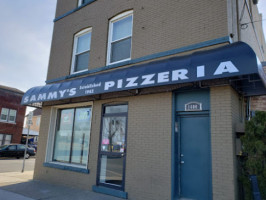 Sammy's Pizzeria outside