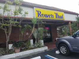 Rouen Thai outside