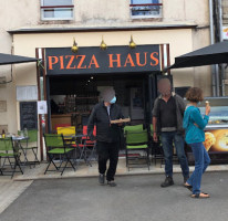 Pizza Haus outside