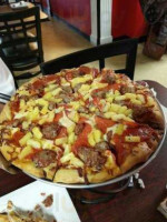 3 Brothers Pizza food