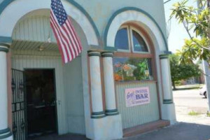 Wise Guys Daiquiris Of Amite outside